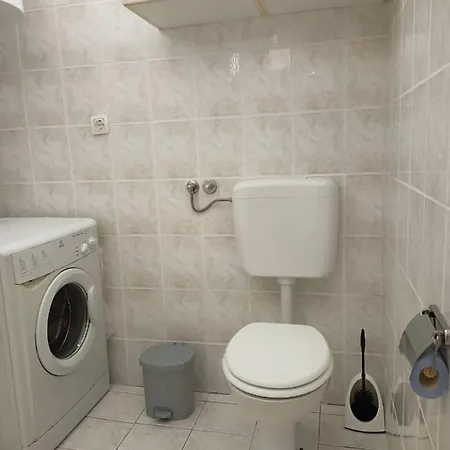 Apartman Karlo *